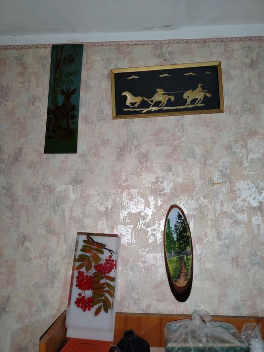 Картины СССР продам и посуда графин ваза