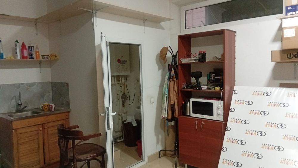 Тезда ва арзон ! Магазин сотилади !