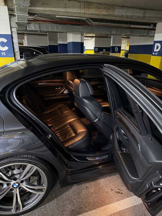 Продам BMW M5 F10