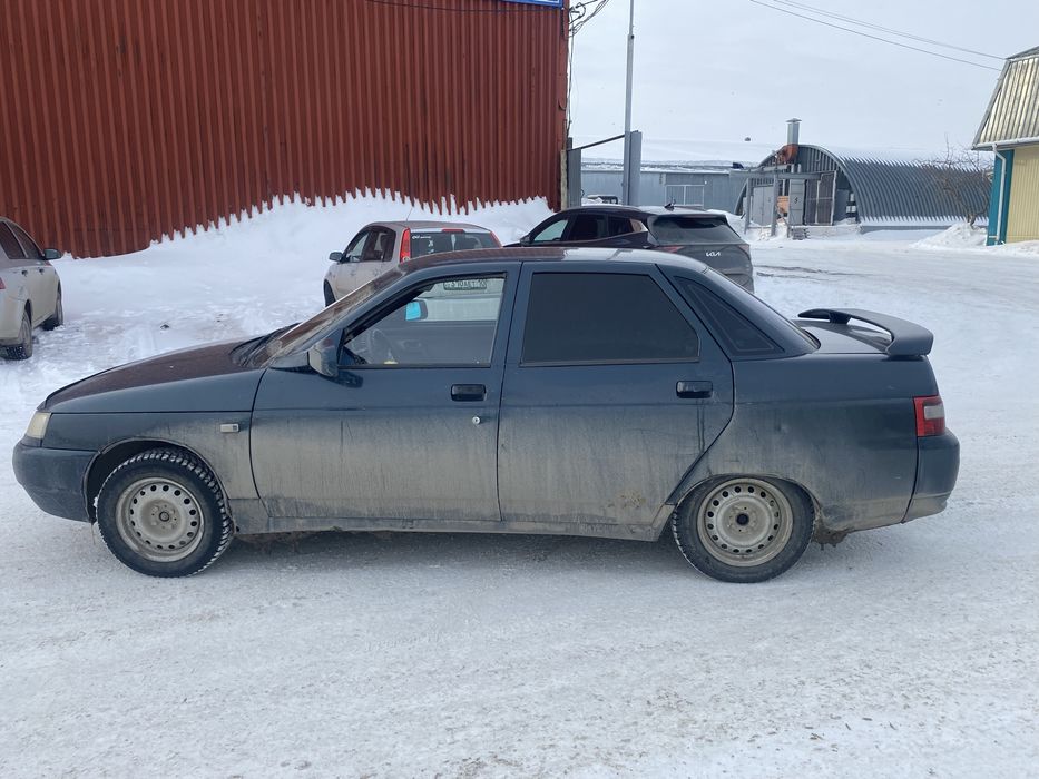 Машина продается ваз 2110