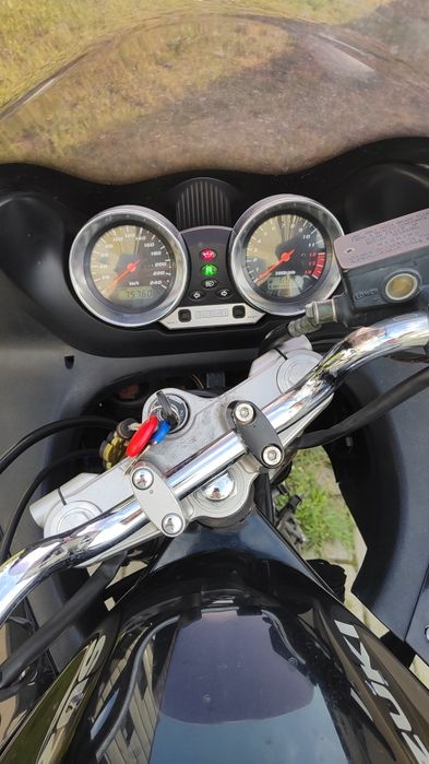 Vând motocicletă Suzuki Bandit GSF600S