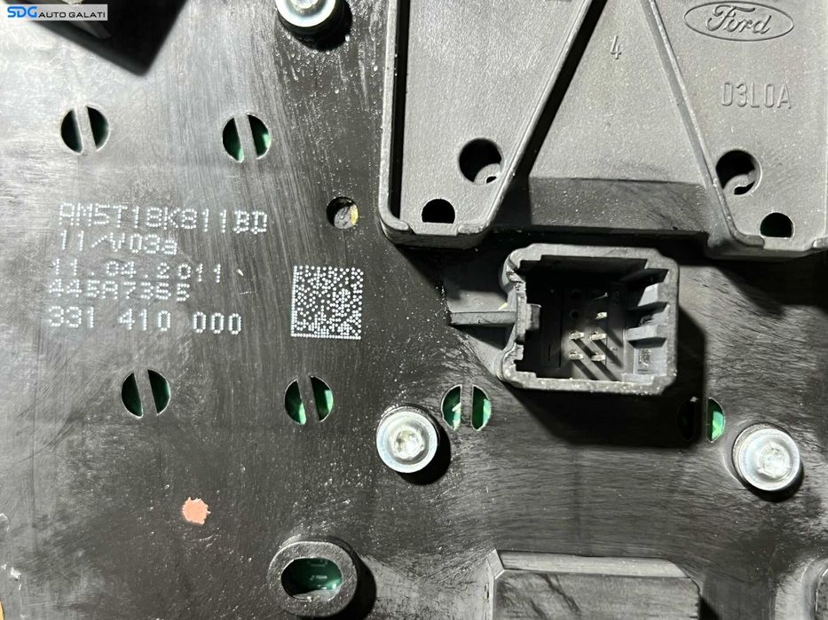 Panou Buton Butoane Comanda Control Radio CD Player Navigatie Volum Avarii Inchidere Centralizata Ford Focus 3 2010 - 2015 Cod AM5T-18K811-BD AM5T18K811BD [LR0525]
