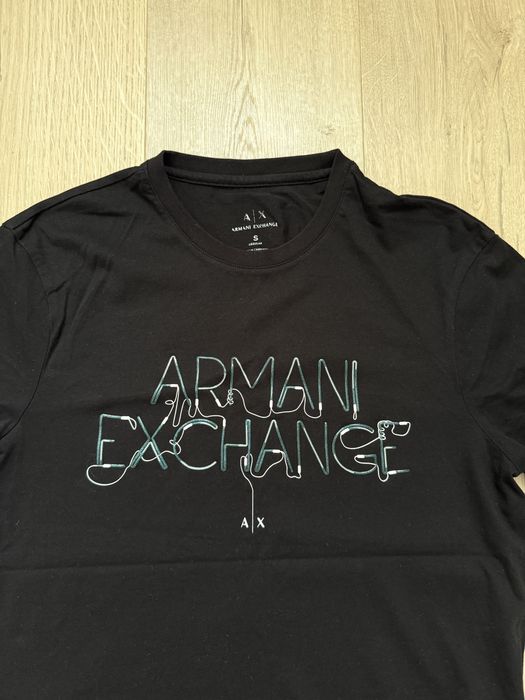 Футболка Armani Exchange