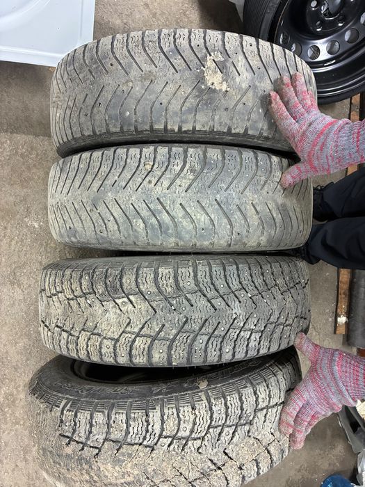 Продам диски с шинами 185/65/15 -4*100