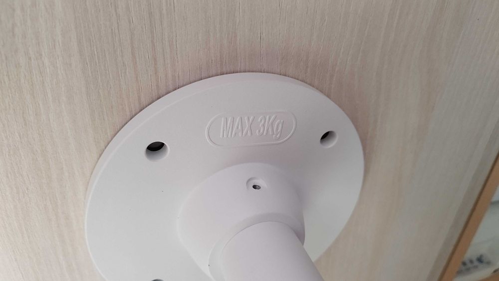 Стойка алуминиева за стенен монтаж на камери - с фланец и пластмасова