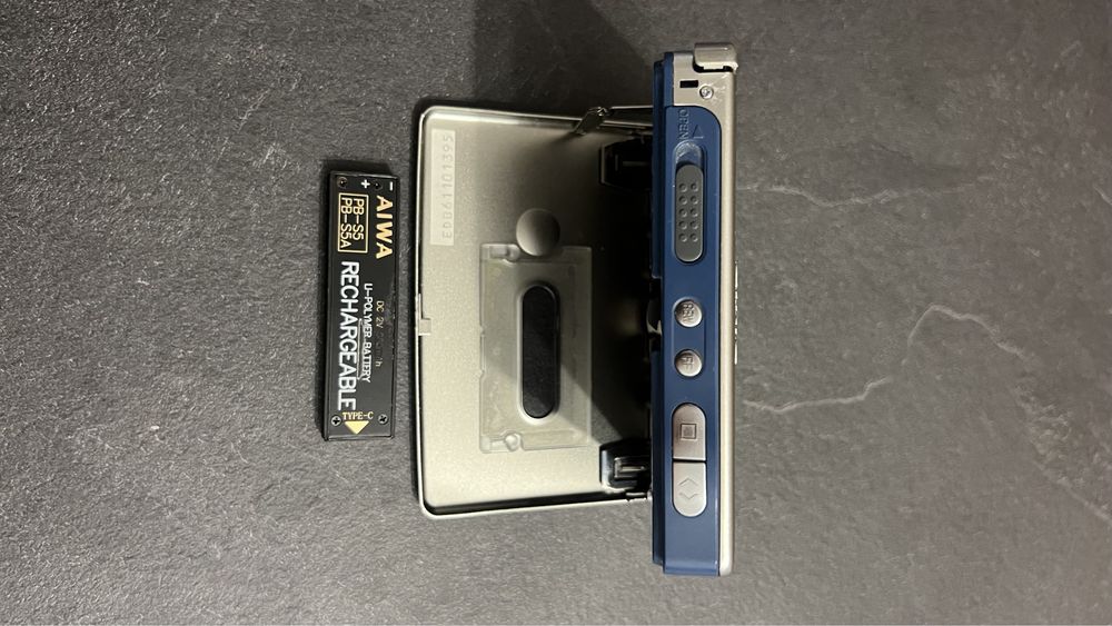 AIWA walkman , vezi descriere