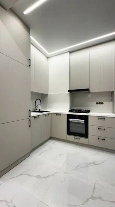 Срочно Продаётся Кушбеги Новостройка 1в2/8/9 евро ремонт с мебелью !