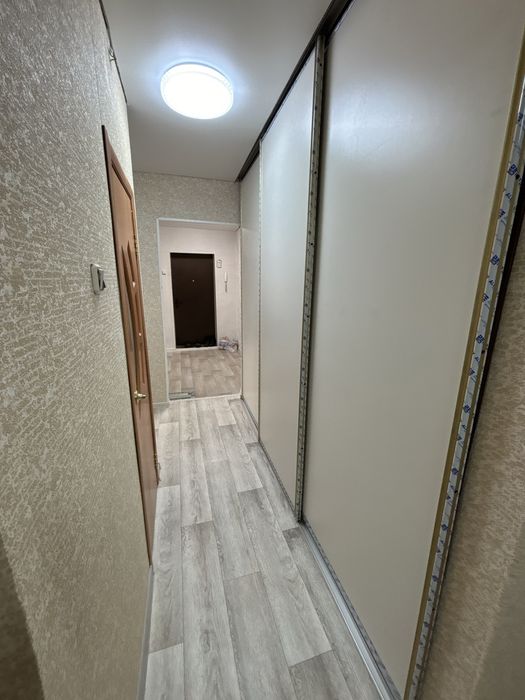 Продам 3 комнатную квартиру с ремонтом