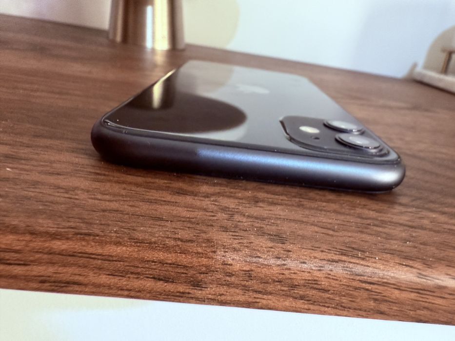 iphone 11 64gb nou fara urme de uzura baterie 100%