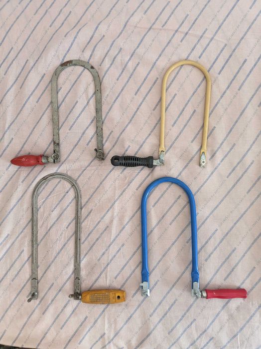 Ручной лобзик  .