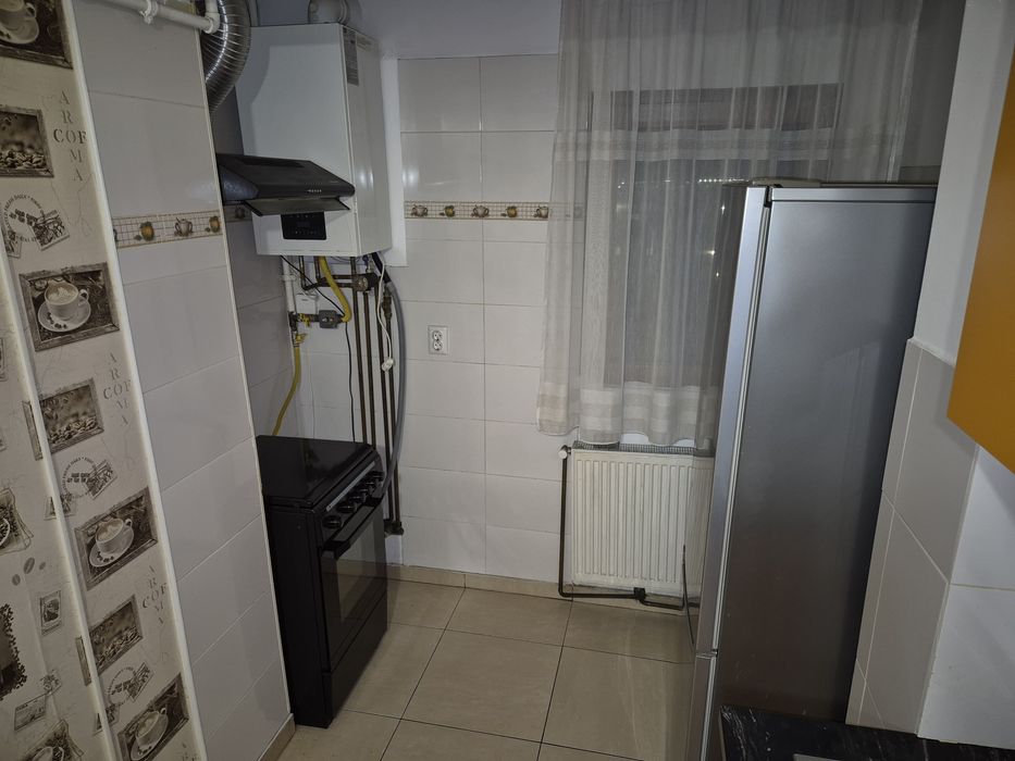 Apartament 2 camere de inchitiat / Centru Ghimbav / Foarte spatios 82 mp