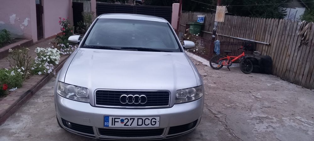 Audi A4 1.6 Mpi GPL omologat taxe valabile se oferă fiscal jante aliaj xenon