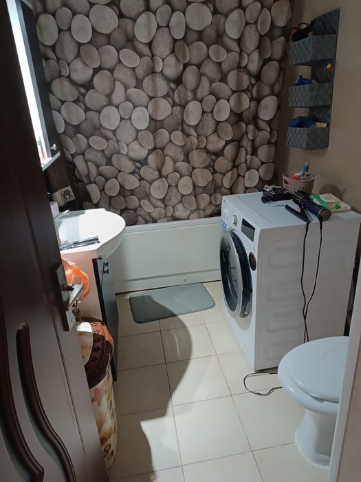 Vand apartament 2 camere Cristalului