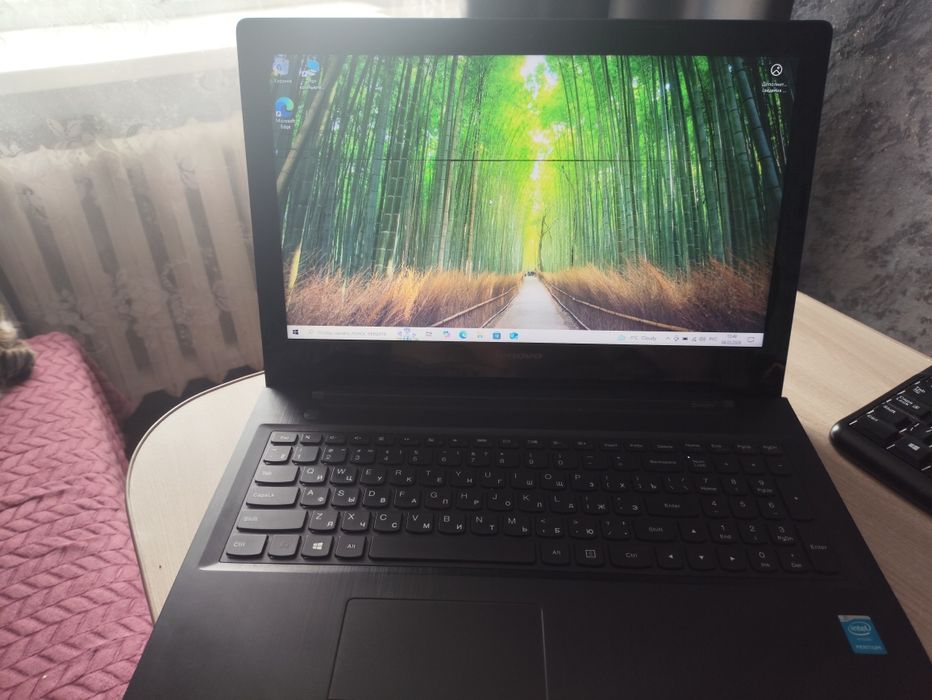 Продам ноутбук леново