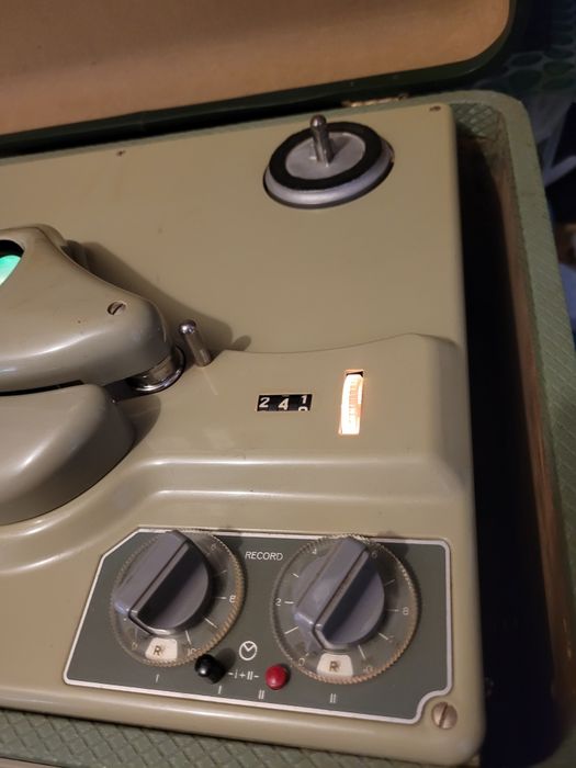 Magnetofon Revox E36