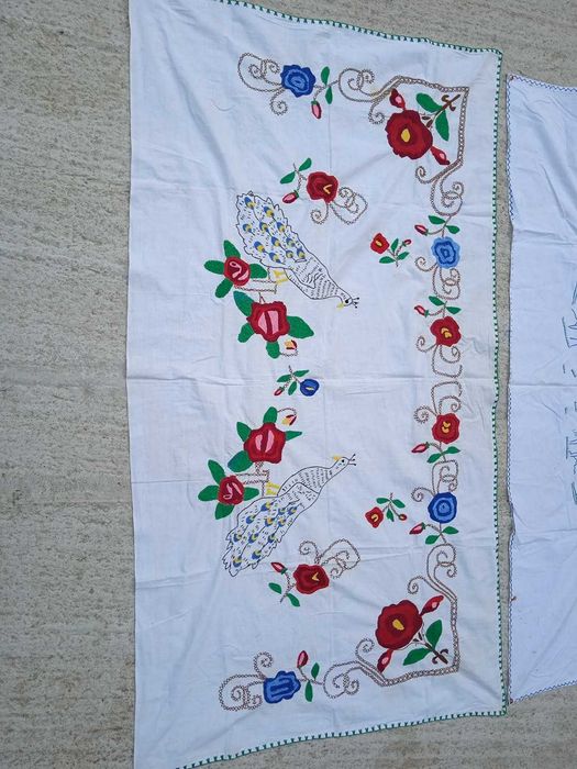 Ръчно бродирани настенки