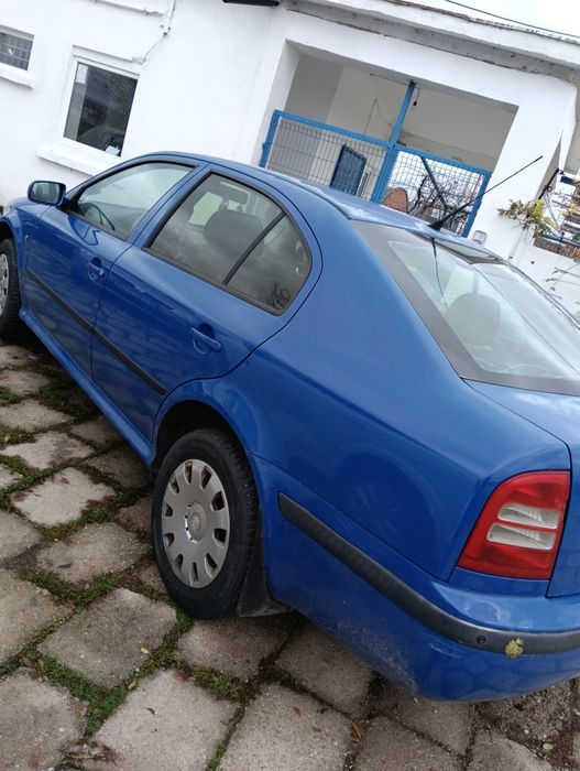 Vând Skoda Octavia