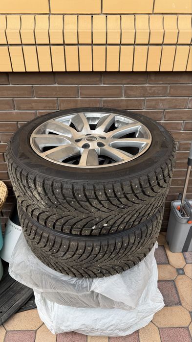 Диски с новой резиной оригинал Range rover