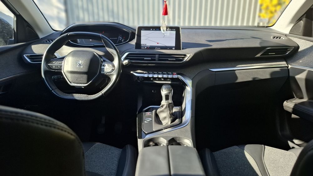 Peugeot 3008 1.2 Benzina 130 cp