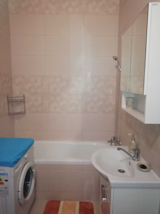 Inchiriez casa pe str. Tudor Vladimirescu