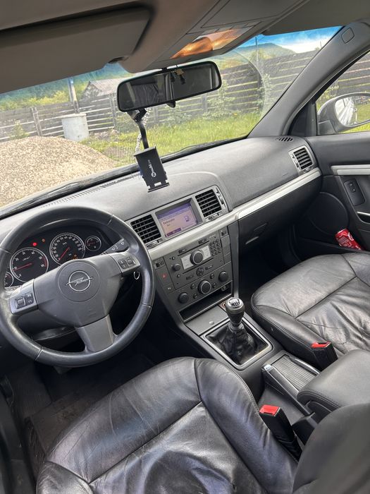 Vand  Opel Vectra.    An 2008 recent adusa din Belgia.