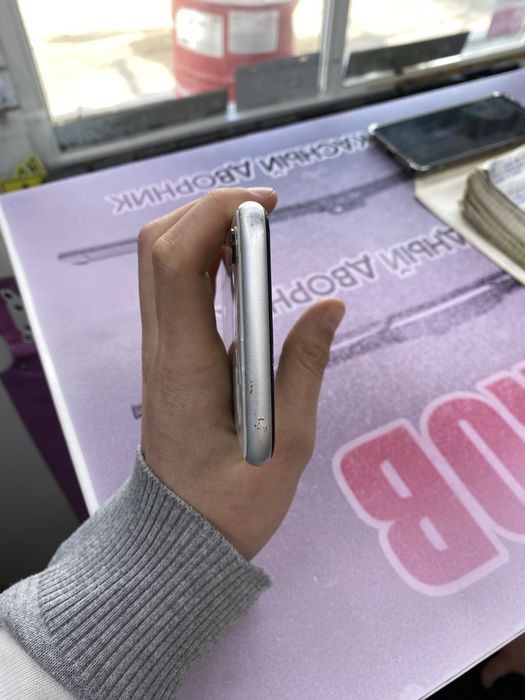 Продам xr 128 gb