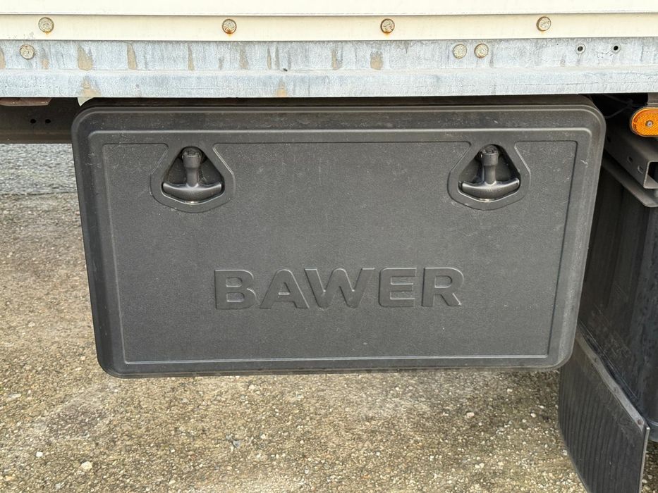 Semiremorcă BOX Schmitz SKO24 – 2007 – Șasiu galvanizat