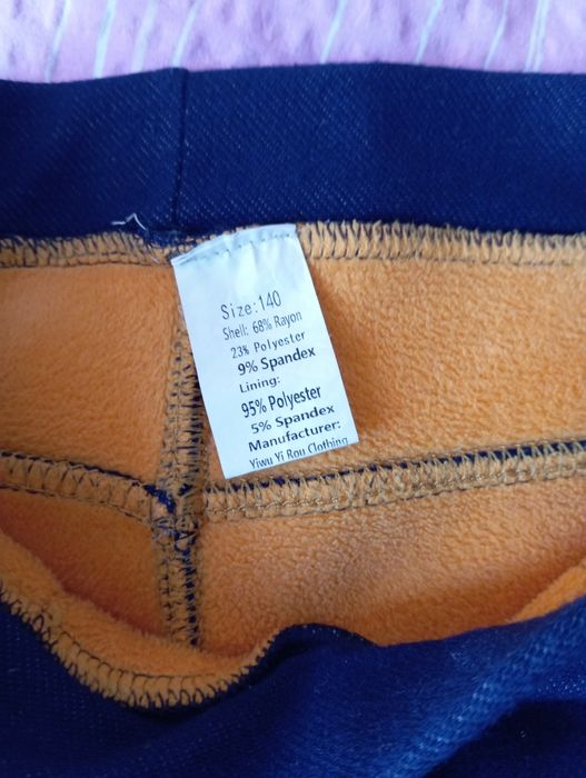 Pantaloni fete 7,8ani