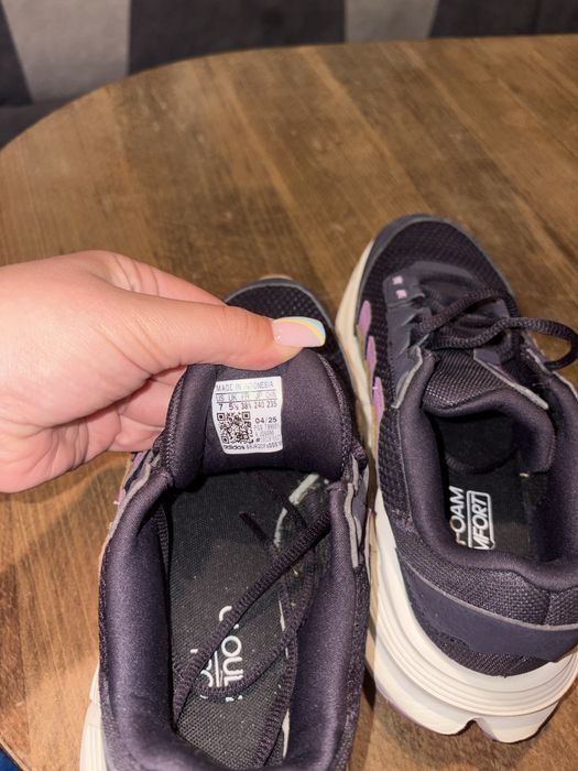 Обувки ADIDAS Astrastar