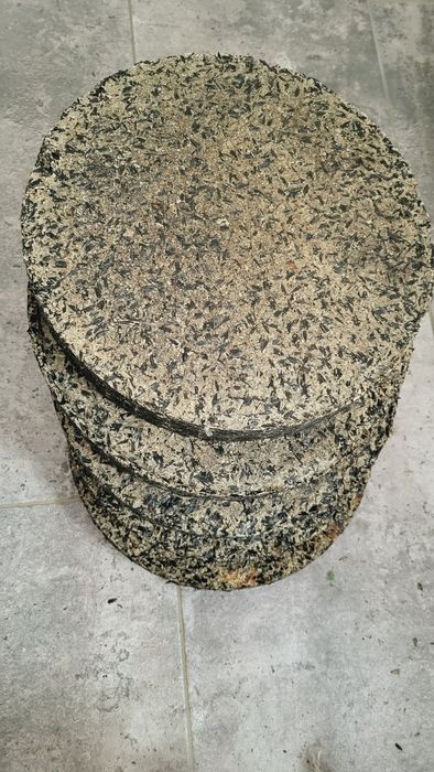 Pogace(turta, srot) din seminte de floare soarelui