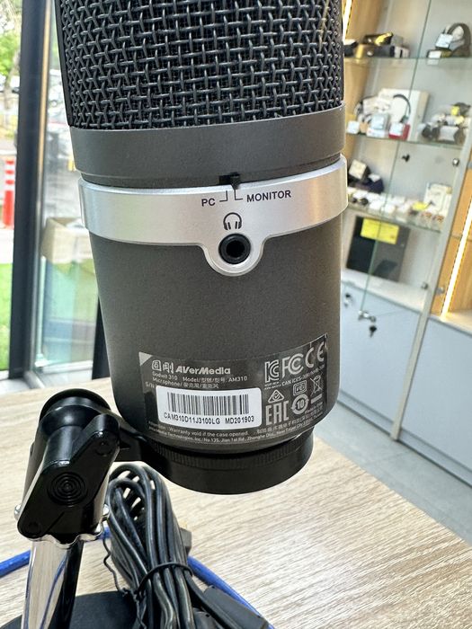Микрофон AverMedia AM310 (A4)