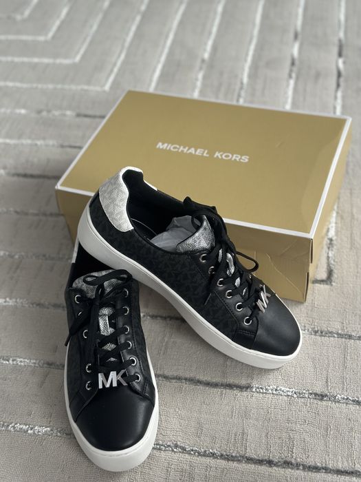 Кроссовки, кеды Michael Kors