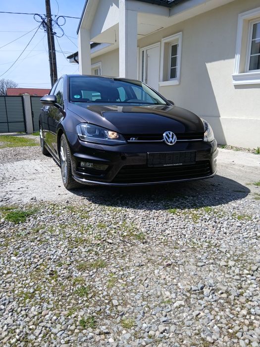 Vănd vw  golf  7 R line  1.4 benzina