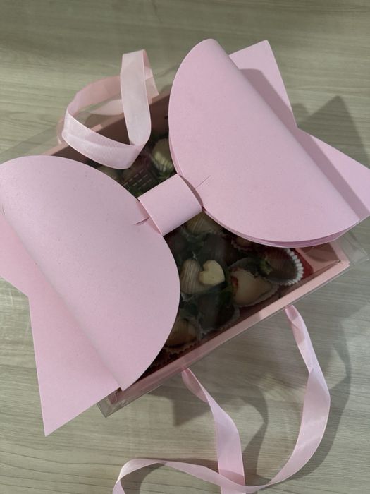 продается подарочные коробки