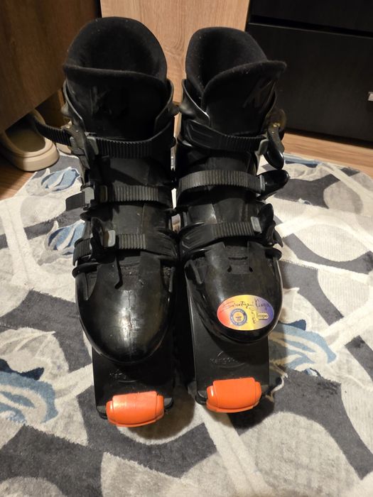 Vând ghete originale Kangoo Jumps KJ-X3 (XR3) – Mărimea M