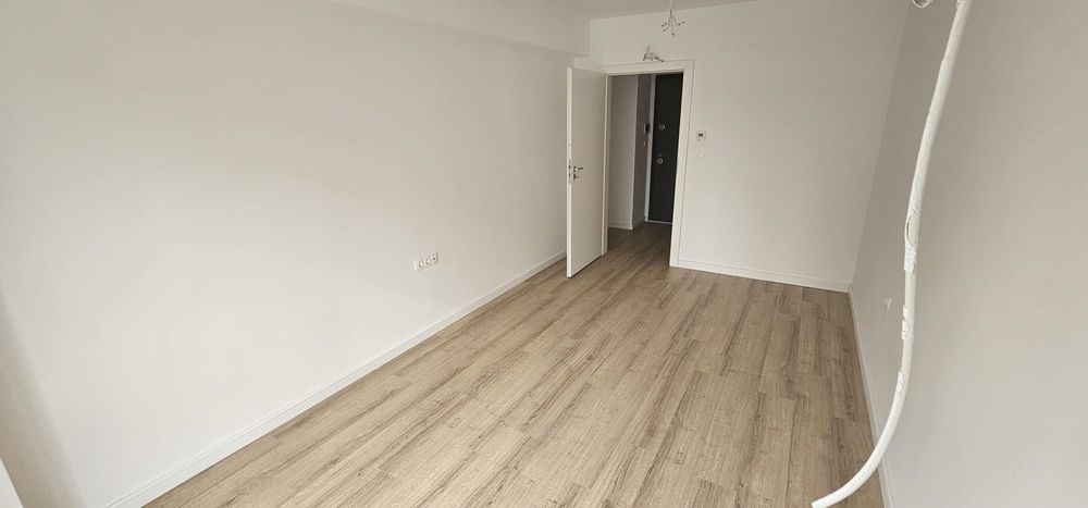 Spatiu comercial Maurer Residence