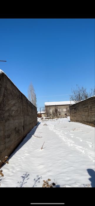 13 сотих ер сотилади  Юкори Хасанбой , Кирарик махалласи жуда зур ер