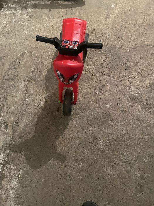 Motocicleta copii cu trei roti
