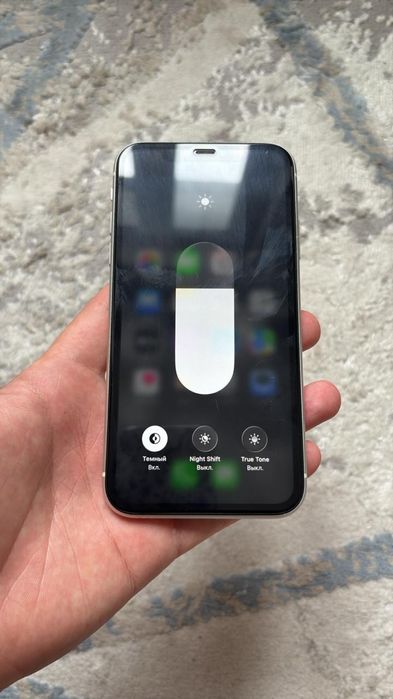 •	iPhone 11 128GB полный комплект