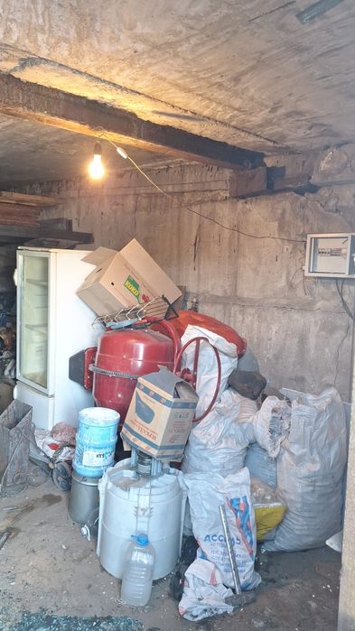 Продам гараж в 1 общ