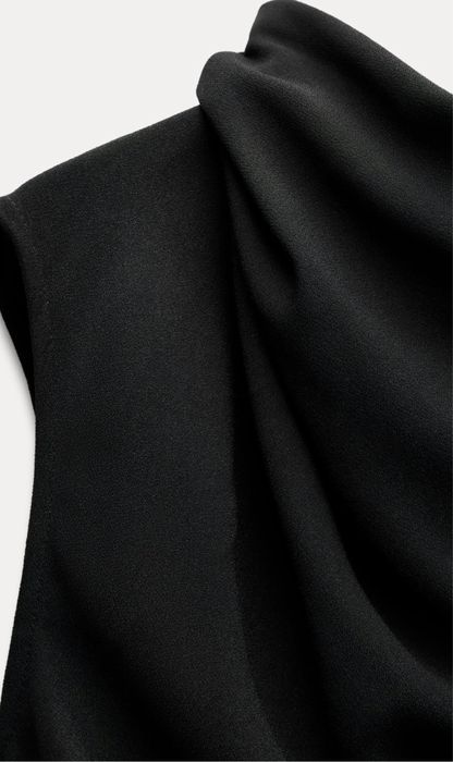 Платье Zara черного цвета
