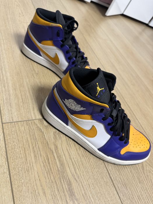 Jordan air 1 mid barbati
