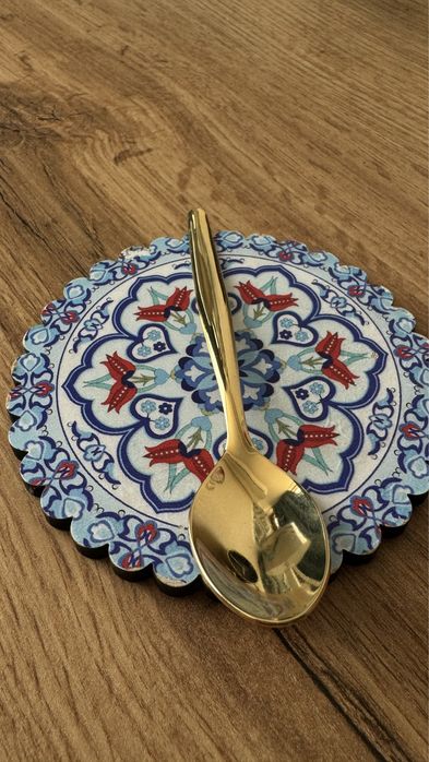 Позлатена лъжичка Мишлен