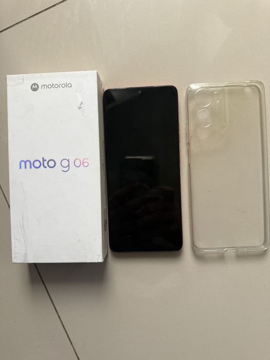 Motorola G06 Ca Nou farq cont sparturi sau alte defecte un model reusi