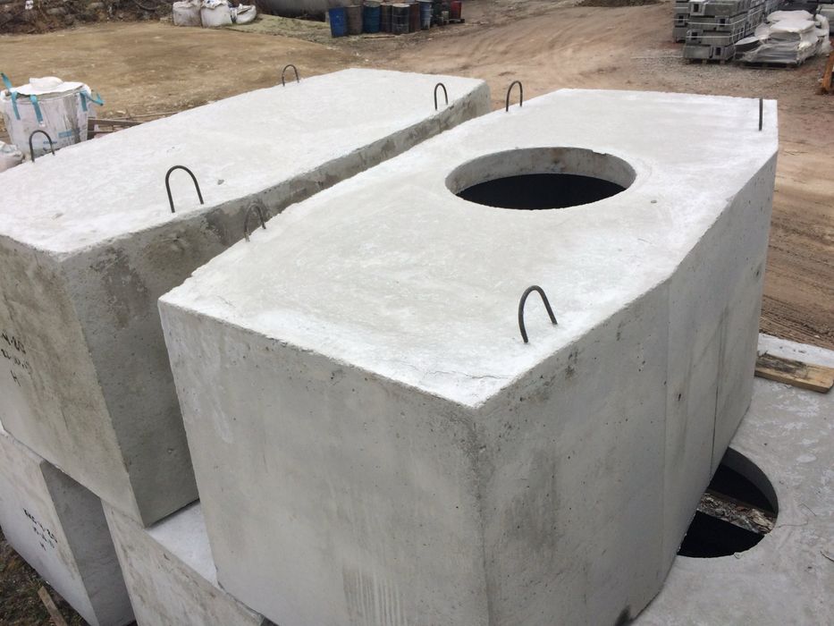 В продаже колодцы кабельной связи