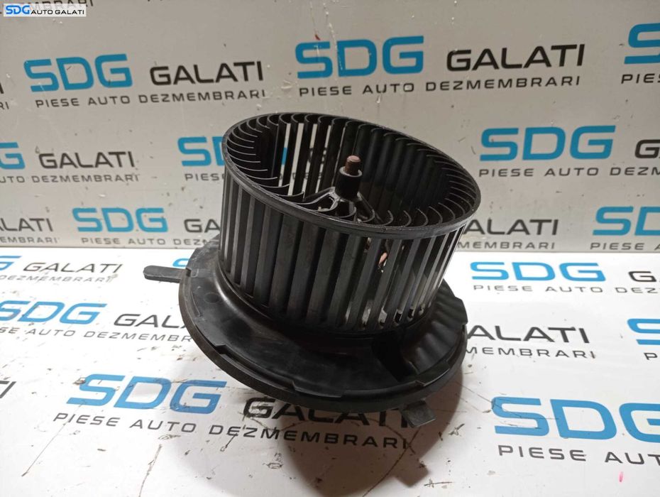 Motoras Ventilator Aeroterma Habitaclu Volkswagen Touran 1.4 TSI 2003 - 2010 Cod 698809 N031269U [M7772]