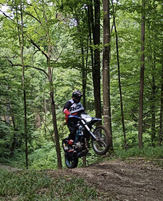 Vând enduro  CF300NK an 2022