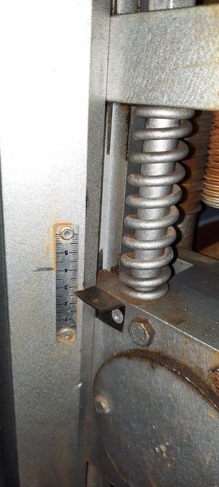 лепило подмазвачка за фурнир на 1300мм.с нагреватели,