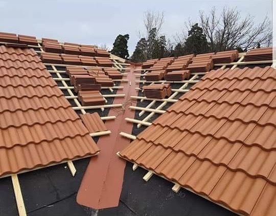 Reparati acoperisuri  PRO-construct-MTH SRL