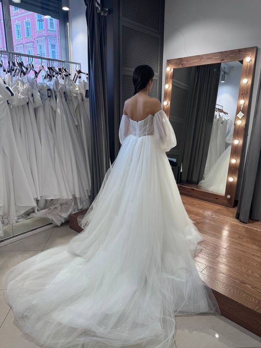 Свадебное платье